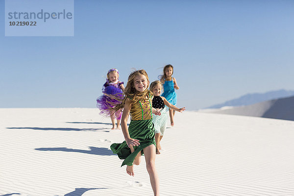 rennen Wüste Sand Mädchen Düne