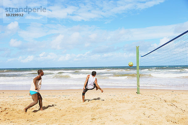 Mensch Menschen Strand Menschlicher Fuß Menschliche Füsse Brasilien spielen Volley