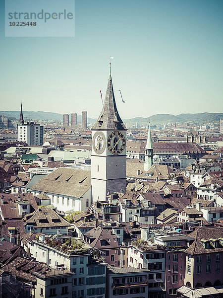 Schweiz  Zürich  Altstadt  Blick nach St. Peter