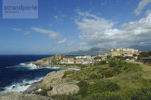 Frankreich  Korsika  Haute-Corse  Calvi  Ansicht von Punta Vaccaja