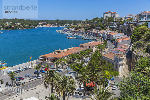 Spanien  Balearen  Menorca  Mao  Blick auf den Naturhafen