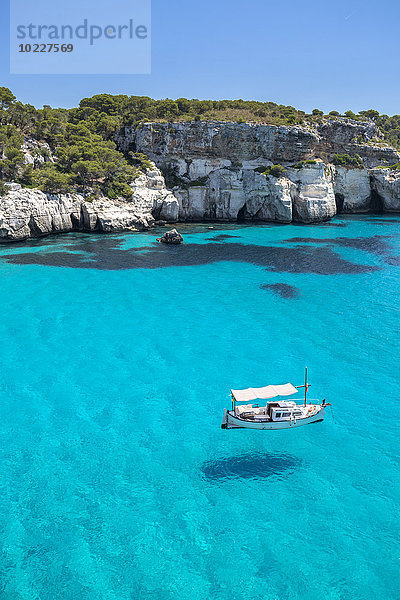 Spanien  Balearen  Menorca  Blick auf Cala Macarelleta