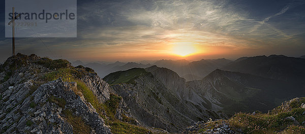 Österreich  Tirol  Sonnenuntergang am Hinteren Sonnwendjoch