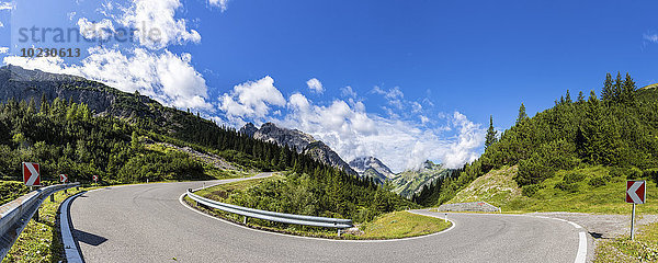 Österreich  Tirol  Bergpass zum Hahntennjoch  Panorama