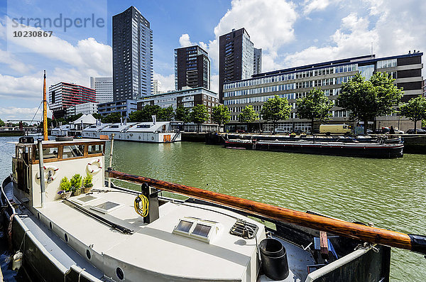 Niederlande  Rotterdam  Wijnhaven mit vertäuten Booten