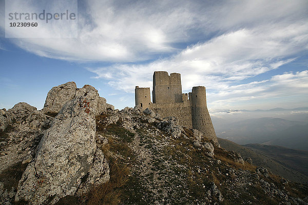 Italien  Abruzzen  Burgruine