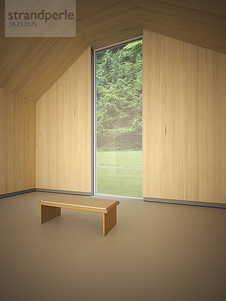 Leerer Raum mit Holzwandverkleidung und Sitzbank