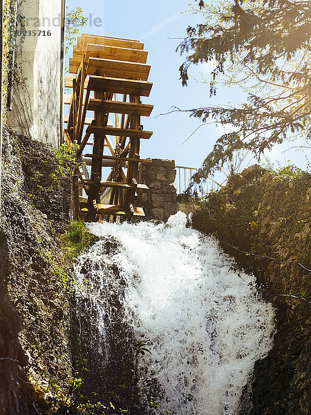 Schweiz  bei Schaffhausen  alte Wassermühle
