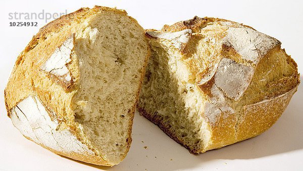 Brot schneiden Brotlaib Hälfte