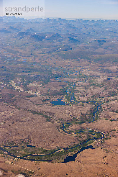 Berg Sommer Fluss Ansicht Luftbild Fernsehantenne Tundra