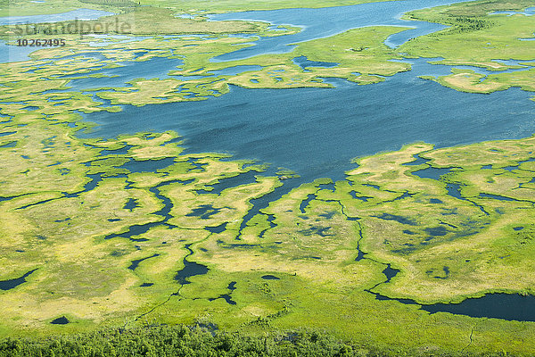 Vereinigte Staaten von Amerika USA Fluss Ansicht Feuchtgebiet nebeneinander neben Seite an Seite Kuskokwim River Luftbild Fernsehantenne