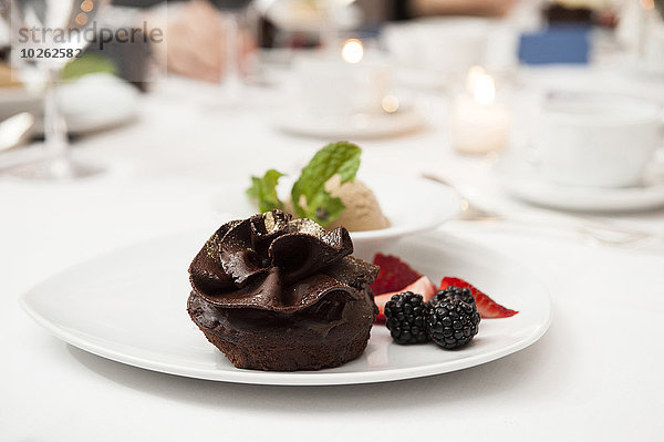 geben Hochzeit grüßen Eis Beerenobst brownie Eiscreme Sahne