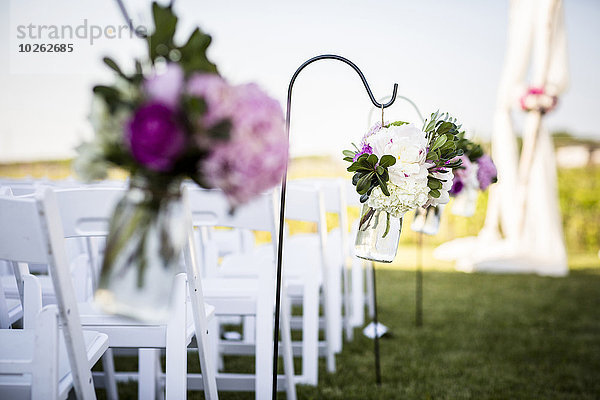 Stuhl Blume Hochzeit hängen Reihe Ende