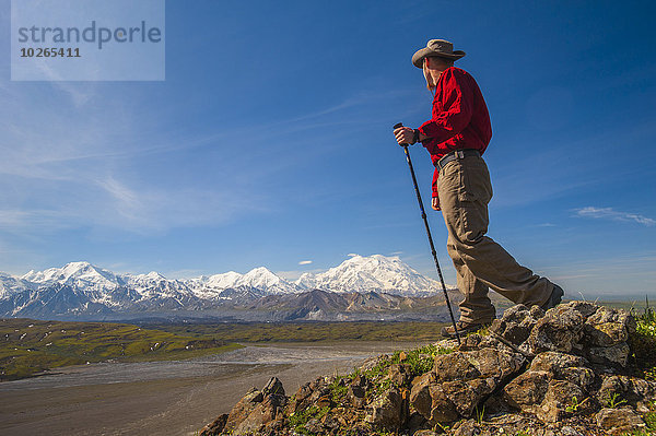Sommer Hügel frontal wandern Mount McKinley