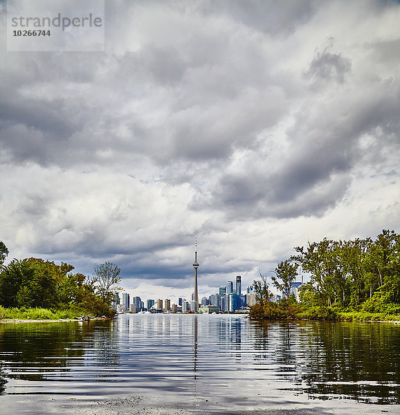 Skyline Skylines nehmen Insel Kanada Ontario Bewölkung bewölkt bedeckt Toronto