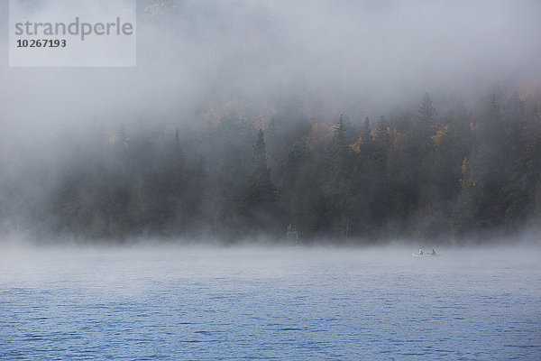 Morgen Dunst See Kanu Ländliches Motiv ländliche Motive Algonquin Provincial Park Kanada Ontario