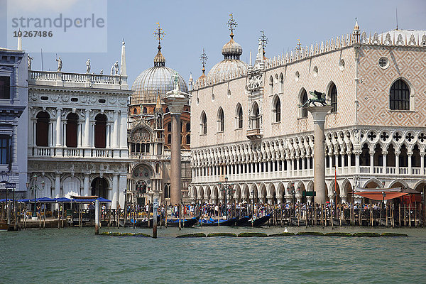Ehrfurcht Quadrat Quadrate quadratisch quadratisches quadratischer Ansicht Italien Venedig