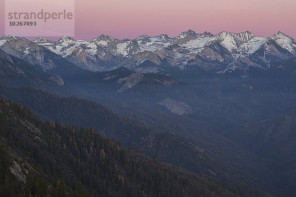 Nationalpark Vereinigte Staaten von Amerika USA Sonnenuntergang über Nevada Sequoia Kalifornien