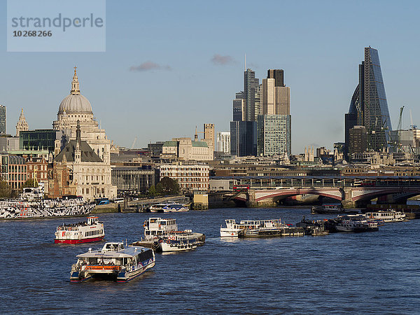 Skyline Skylines London Hauptstadt Großstadt Kathedrale St. Pauls Cathedral England