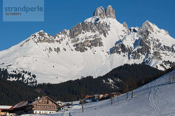 Berg Hut Berggipfel Gipfel Spitze Spitzen Alpen Wintersportort Österreich österreichisch