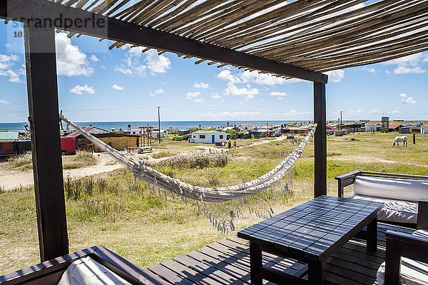 bedecken Gebäude Küste Hängematte Vordach vorwärts Anzahl Möbel Uruguay