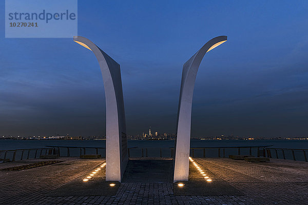 Denkmal Amerika New York City Verbindung Postkarte Karte Dämmerung