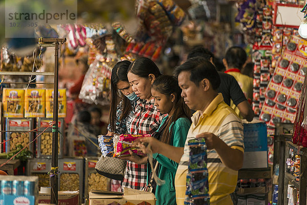 Kunde Verkäufer Kambodscha Markt alt