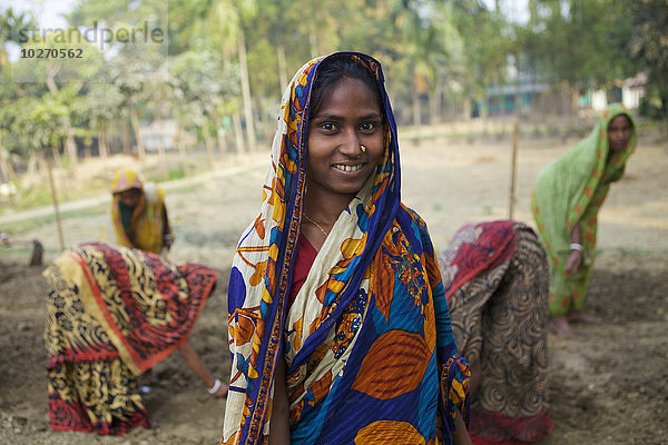 Frau arbeiten Bangladesh
