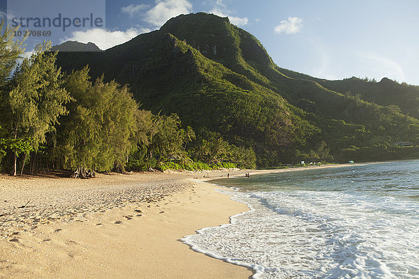 Tunnels Beach; Haena  Kauai  Hawaii  Vereinigte Staaten von Amerika