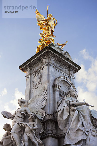 Victoria Memorial Statue im Buckingham Palace; London  England