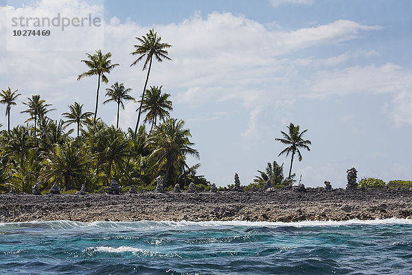Tropische Insel mit Palmen und Meer; Tahiti'.