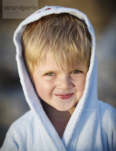 Porträt eines lächelnden Jungen