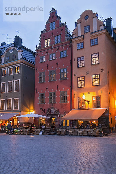 Niedriger Blickwinkel auf Gebäude  Stortorget  Gamla Stan  Stockholm  Schweden