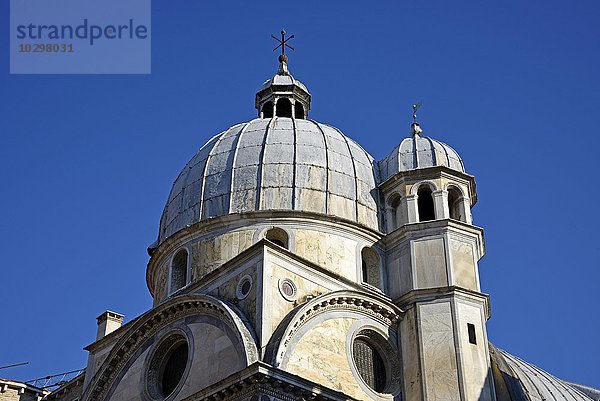 Die Kuppel der Kirche Santa Maria dei Miracoli  Venedig  Venezia  Venetien  Italien  Europa