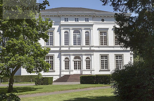 Palais Schaumburg  ehemaliger Sitz des Bundeskanzlers  Bonn  Nordrhein-Westfalen  Deutschland  Europa