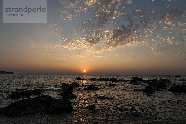 Sonnenuntergang über dem Meer  Ngapali-Beach  Ngapali  Thandwe  Rakhine-Staat  Myanmar  Asien