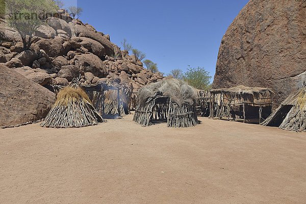 Dorf der Damara  Damara Living Museum  Museumsdorf  Twyfelfontein  Namibia  Afrika