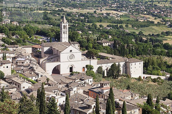 Basilica Santa Chiara  Assisi  Provinz Perugia  Umbrien  Italien  Europa