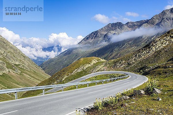 Pass-Straße  Passstraße Timmelsjoch  Passo del Rombo  Ötztal  Tirol  Österreich  Europa