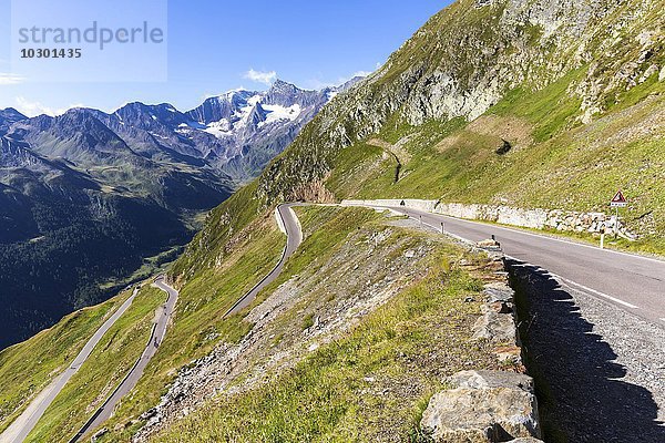 Pass-Straße  Passstraße Timmelsjoch (Passo del Rombo)  Passeiertal  Südtirol  Italien  Europa