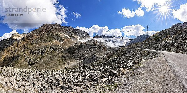 Ötztaler Gletscherstraße  hinten Rettenbachferner  Sölden  Ötztal  Tirol  Österreich  Europa