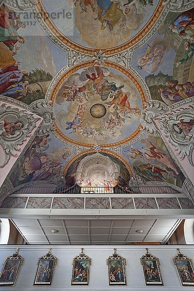Orgelempore der kath. Pfarrkirche  Scheffau am Wilden Kaiser  Österreich  Europa