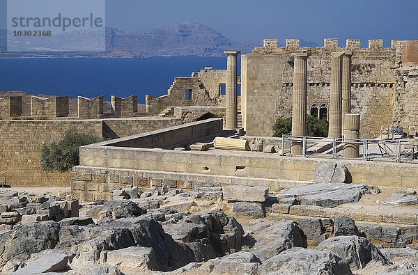 Ruinen der Akropolis von Lindos  Lindos  Rhodos  Dodekanes  Griechenland  Europa