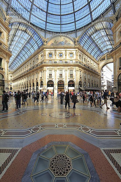 Galleria Vittorio Emanuele II  Viktor-Emanuel-Galerie  Milano  Mailand  Lombardia  Lombardei  Italien  Europa
