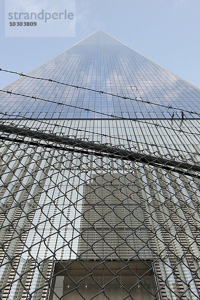 Stacheldraht vor dem One World Trade Center  Manhattan  New York City  New York  USA