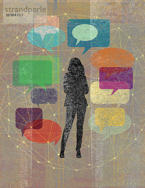 Junge Frau umgeben von einem Netzwerk aus Sprechblasen