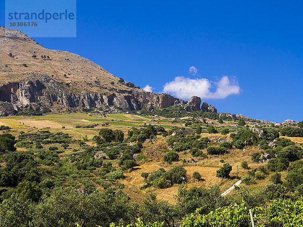 Italien  Sizilien  Provinz Trapani  Berglandschaft bei Balata Di Balda