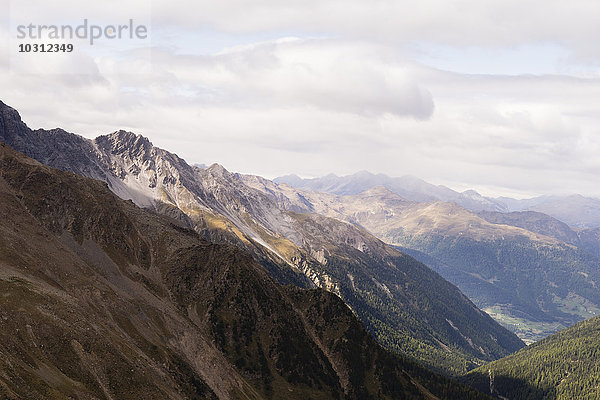 Italien  Südtirol  Blick auf die Ortler Alpen