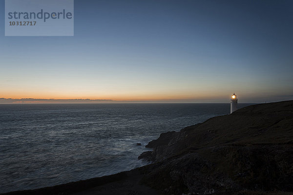 UK  England  Cornwall  Trevose Head  Leuchtturm