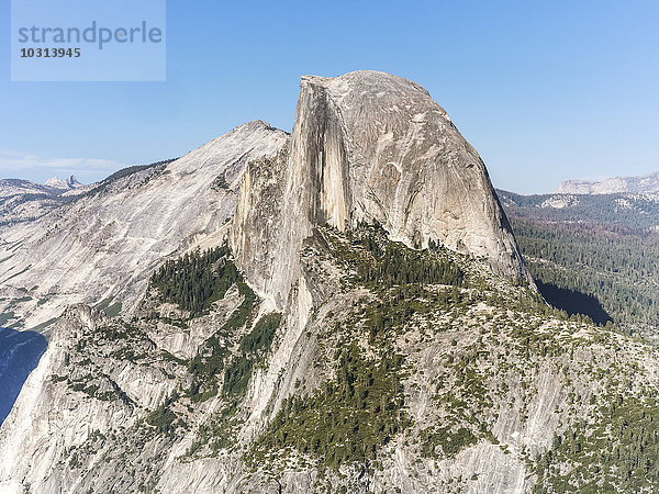 USA  Kalifornien  Yosemite Nationalpark  Blick auf Half Dome